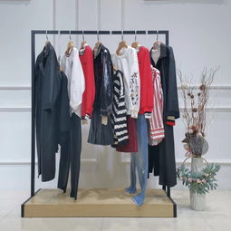 如一朵薔薇花 品味19新款品牌女裝的優(yōu)雅世界